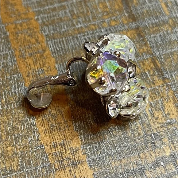 1950’s Coro Faceted Crystal & Rhinestone Cluster Clip-on Earrings - Picture 7 of 8